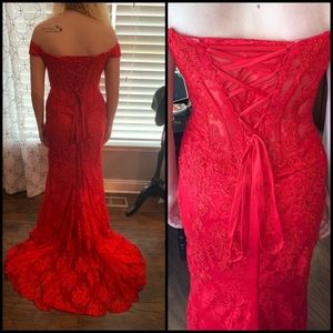 Red lace prom dress,  never worn due to Covid